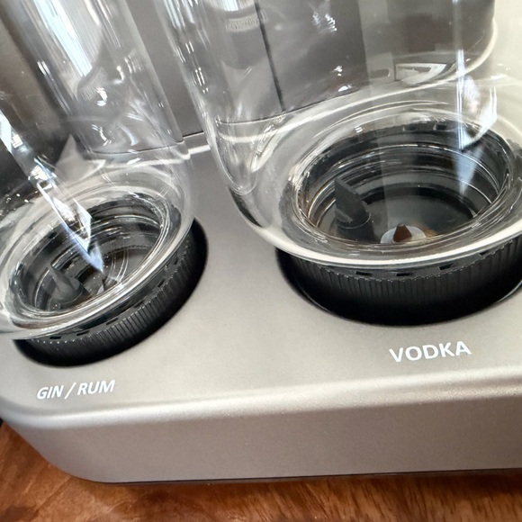 Bartesian Cocktail Maker - Picture 2 of 6